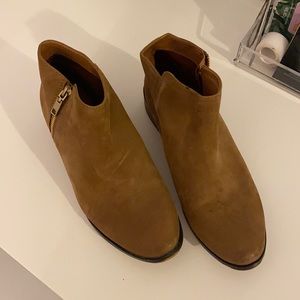 Brown ankle boot